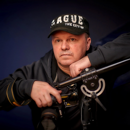 Дмитрий Олейников